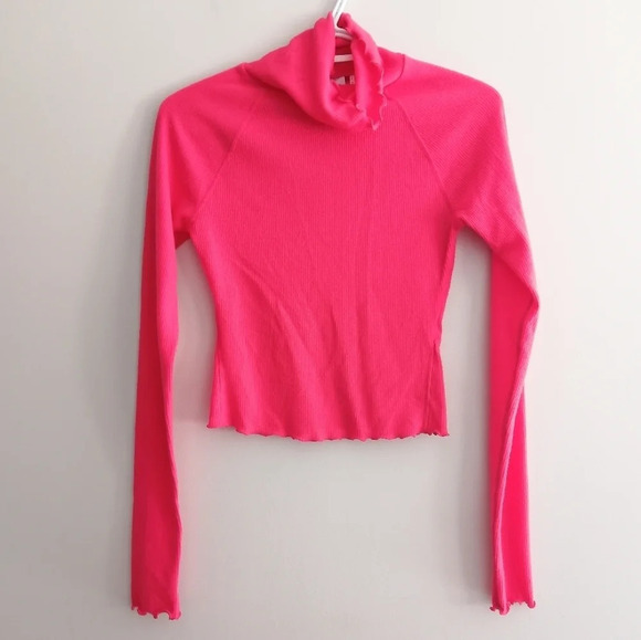Urban Outfitters Out From Under Neon Pink Cropped Lettuce Hem Turtleneck Small - Picture 2 of 16